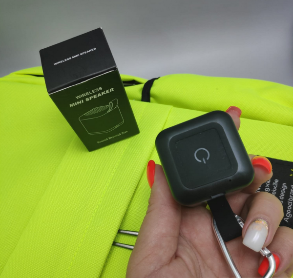 Стерео колонка - брелок Slaigo mini, TWS, Bluetooth (идеальный звук в миниатюре)